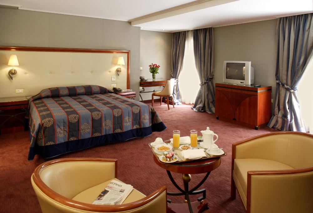 Piraeus Theoxenia Hotel Exterior photo