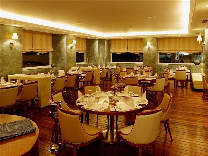 Piraeus Theoxenia Hotel Exterior photo The interior of the restaurant